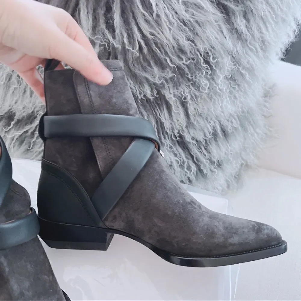 Chloe Rylee Suede boots